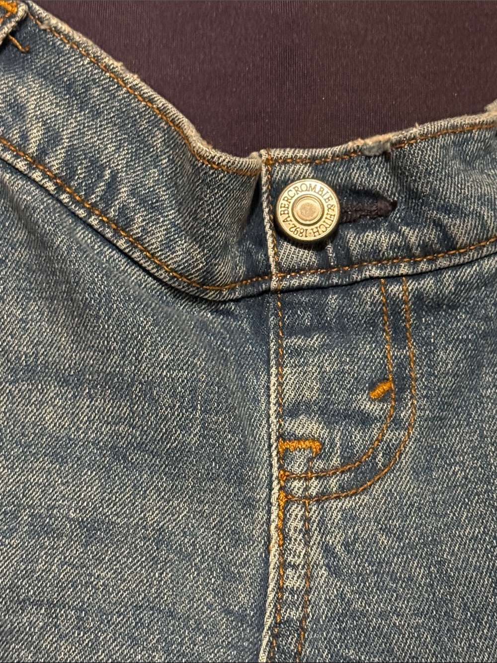 Abercrombie Maternity Light Blue 90s Straight Jeans Over-Belly Size 27/4 - Picture 5 of 16